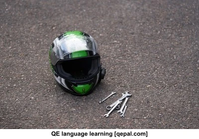 تصویر فلش کارت helmet